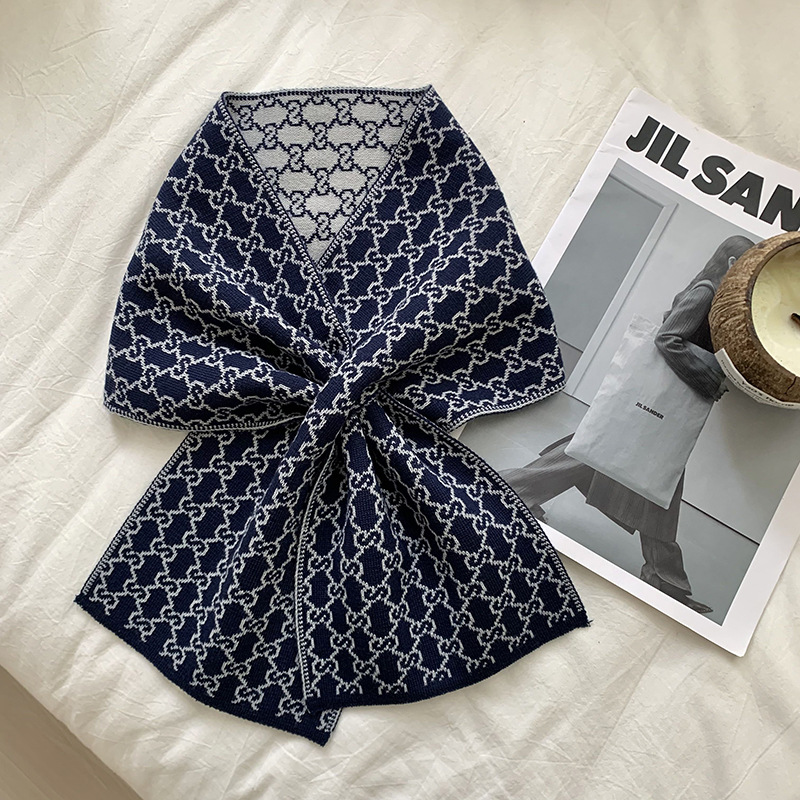 Cuello de invierno caliente nuevo alto estilo de protección de cuello versátil toallas cruzadas letras de marea bufandas de lujo ligeras bufandas de decoración caliente