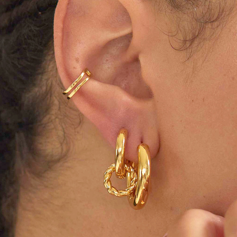 Retro Double Ring Interlocking Earrings European And American Exaggerated Copper Ear Jewelry display picture 5