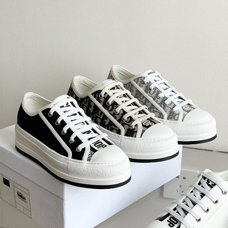 Embroidered Thick-Soled Canvas Shoes for Women 23 New Style Presbyopic Letter Heightening Sneakers Lace-Up Low-Top Casual Sports White Shoes