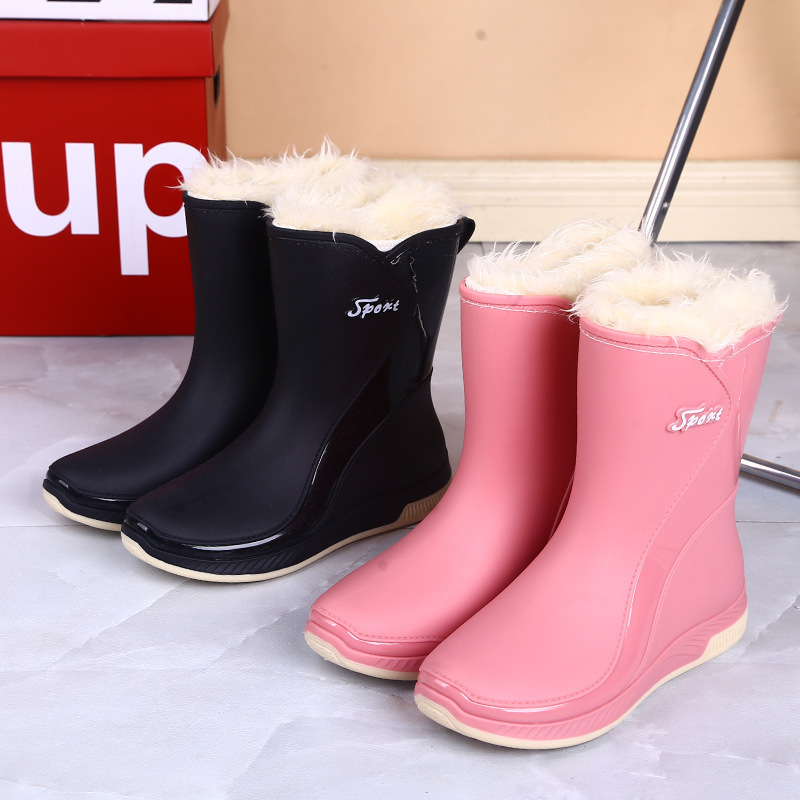 Women's Mid-Calf Waterproof Rain Boots Japanese Style Integrated High Heel Plush Warm Non-Slip Wear-Resistant Versatile Water Shoes Women's Mid-Calf Waterproof Rain Boots Japanese Style Integrated High Heel Plush Warm Non-Slip Wear-Resistant Versatile Water Shoes