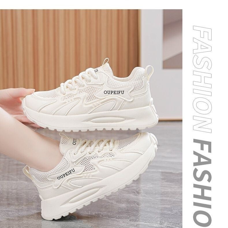 Lightweight, oversized, and discounted women's sneakers for spring 2025, featuring a thick sole, versatile design, non-slip soles, and breathable mesh upper Lightweight, oversized, and discounted women's sneakers for spring 2025, featuring a thick sole, versatile design, non-slip soles, and breathable mesh upper