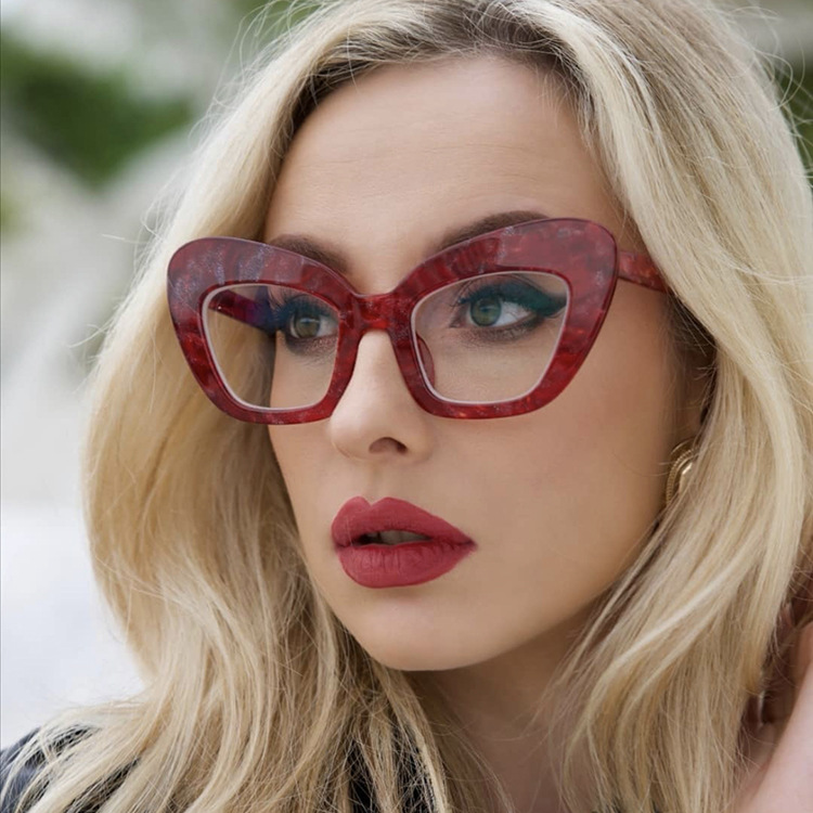 New Fashion Anti-blue Large Cat Eye Frame Plain Glasses Women's Uv-proof Sunglasses display picture 1