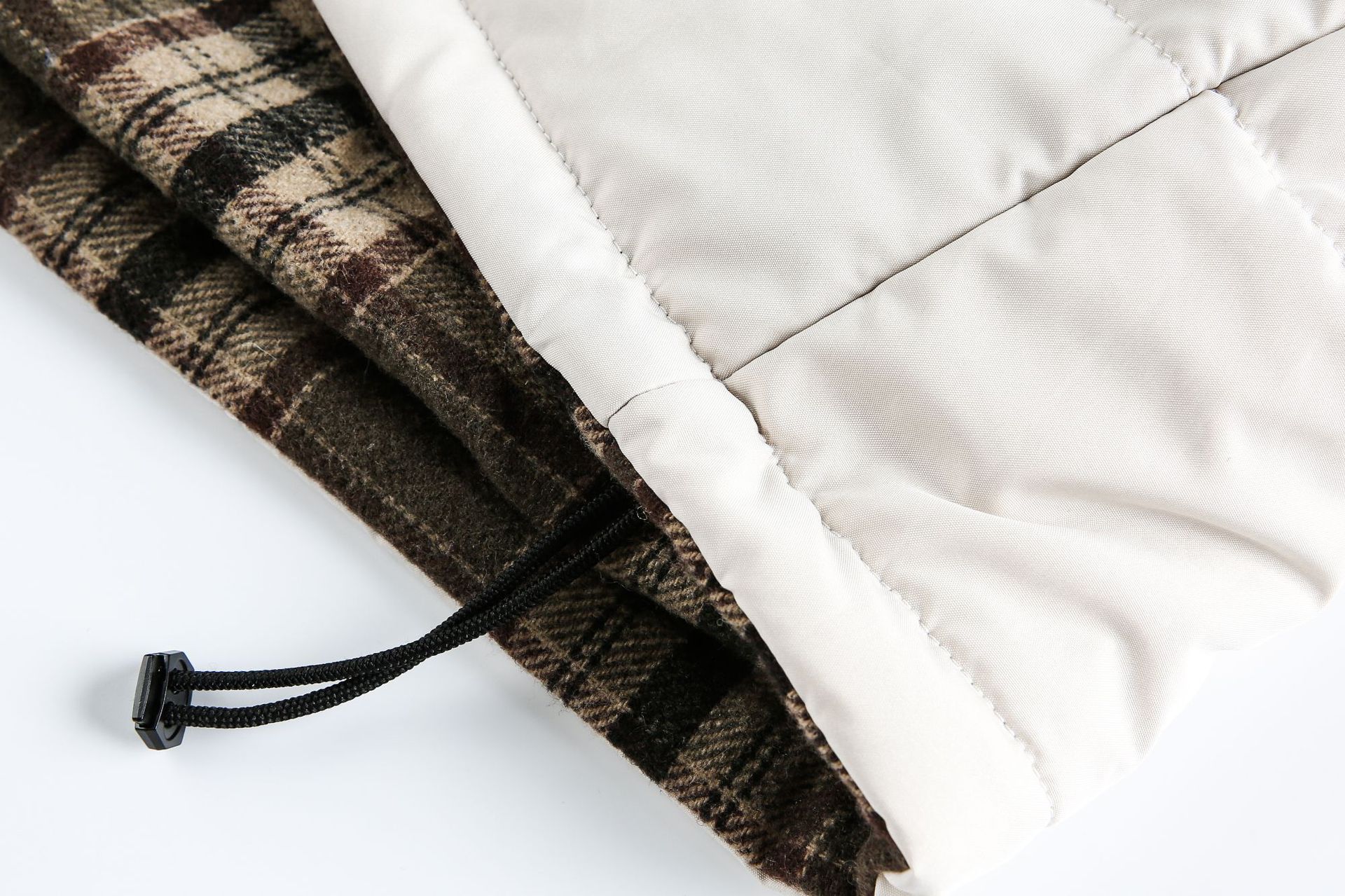 "Giacca unisex reversibile a quadri – Cappotto invernale oversize con cappuccio (fodera trapuntata, doppio uso, stampa a quadri vintage, tasche foderate in pile)"_voghion.com