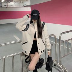 厚みのあるベルベットのコントラストカラーステッチ野球ジャケット女性の秋と冬のルーズスリムカジュアル長袖ジャケット薄いトップ