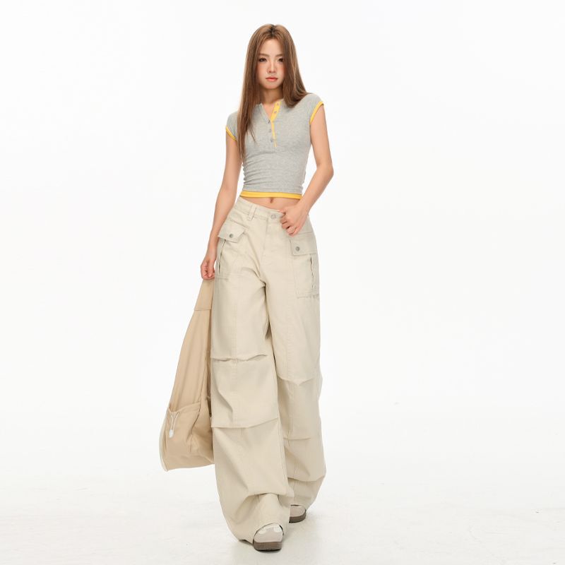 Cardigan Beige American Retro Design Pleated Cargo Pants for Men and Women, Loose High Street Straight-Leg Casual Pants Wholesale