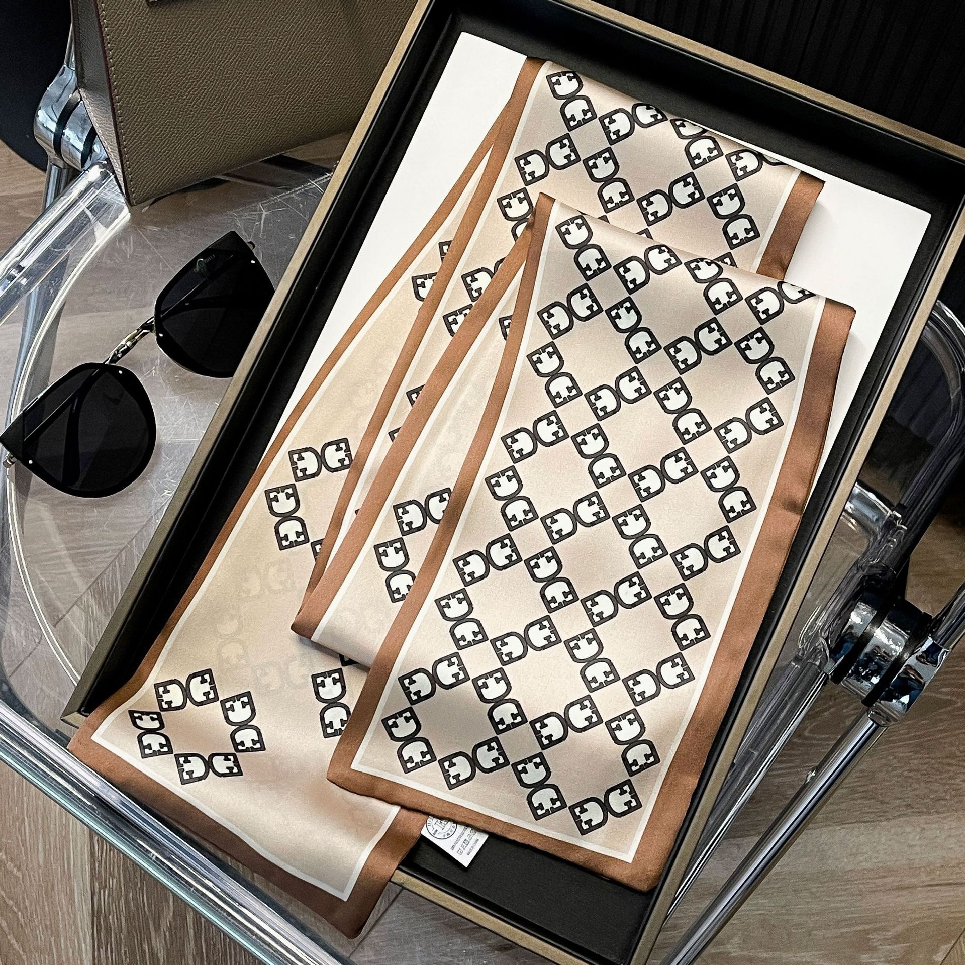 Seidenschal im Damenstil, koreanische Version, doppelseitig, 2022, simulierte Seide, Geometrie, Druckband, modisch, vielseitig_voghion.com