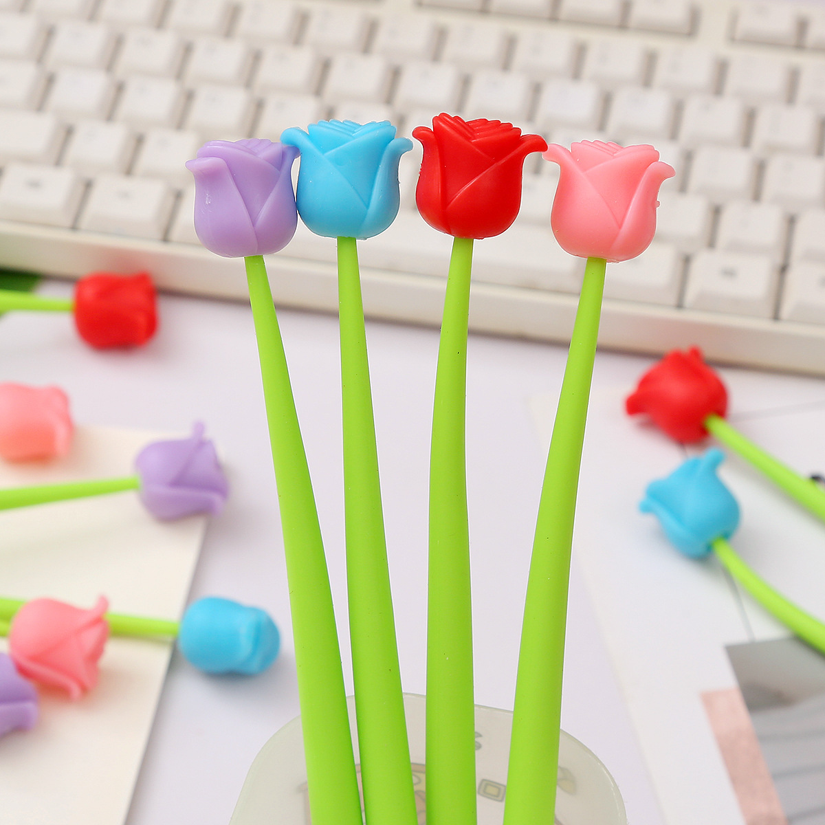 Bolígrafo oscilante de goma suave de tulipán Bolígrafo de gel Bolígrafo oscilante Regalo para estudiantes de primaria Premio final Papelería de Yiwu