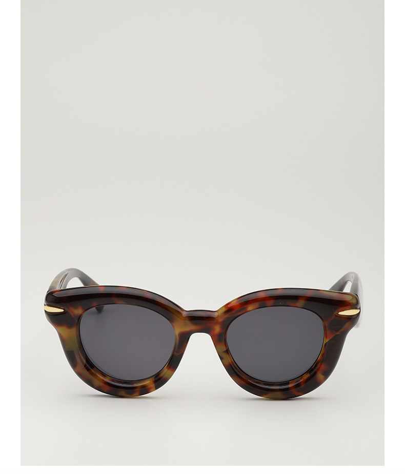 60g Weight Full Frame Glasses Structure Sunglasses Classification PC, UV400 Protection Lens Material Square Glasses Style Outdoor, Travel Occasion Solid Color Pattern All Seasons Season Unisex Gender Streetwear Style Streetwear Solid Color PC UV400 Protection Square Full Frame Women's Sunglasses 15
