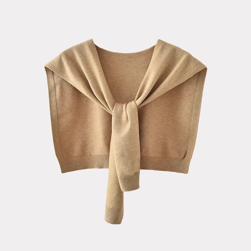 Pequeña capa de punto para mujeres de verano con primavera y otoño nuevo cardigan protector solar hombro delgado capa roja elegante