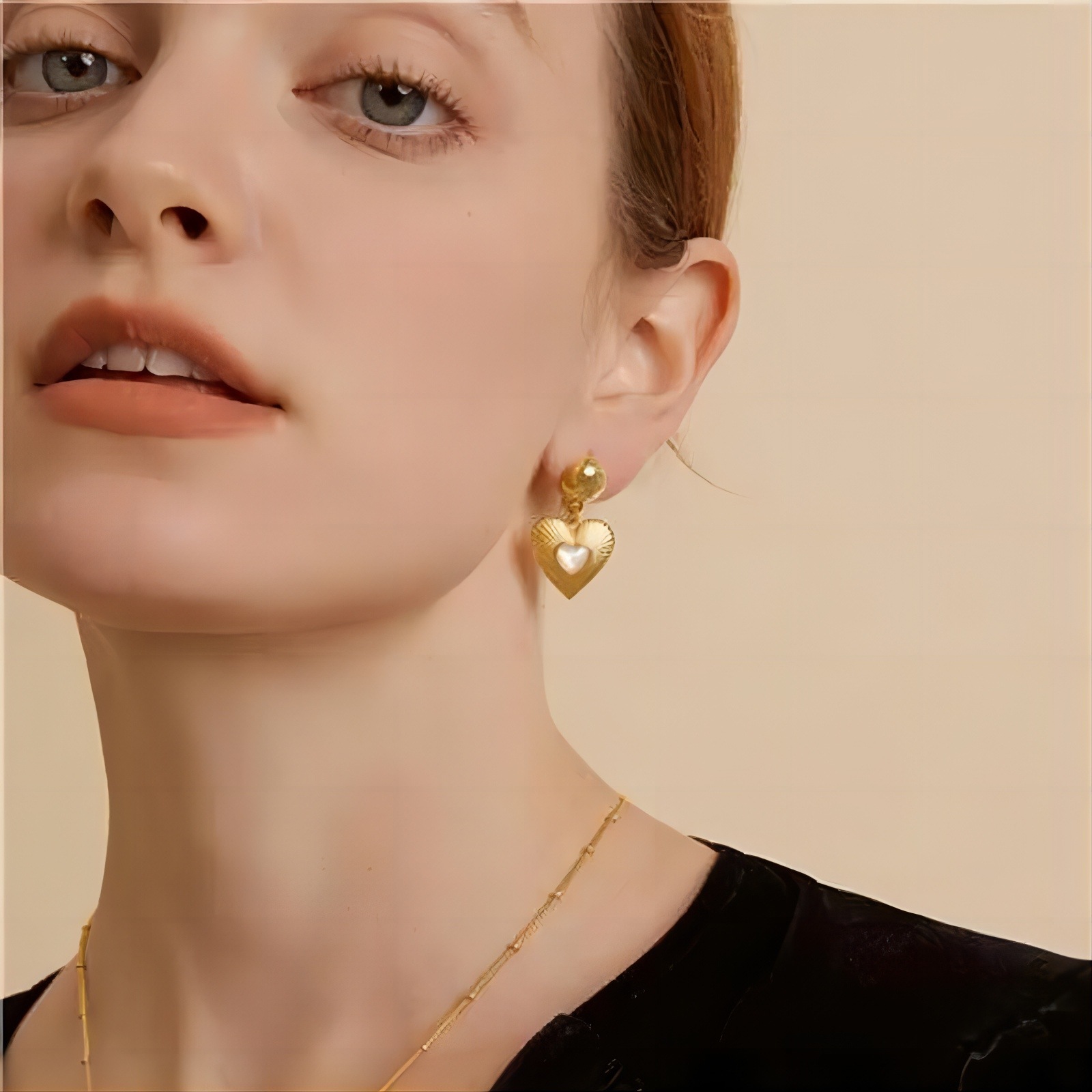 Europeo y americano elegante Internet celebridad de alta calidad pendientes 18K oro acero inoxidable con incrustaciones de circón piedra natural pendientes encantadores para las mujeres al por mayor