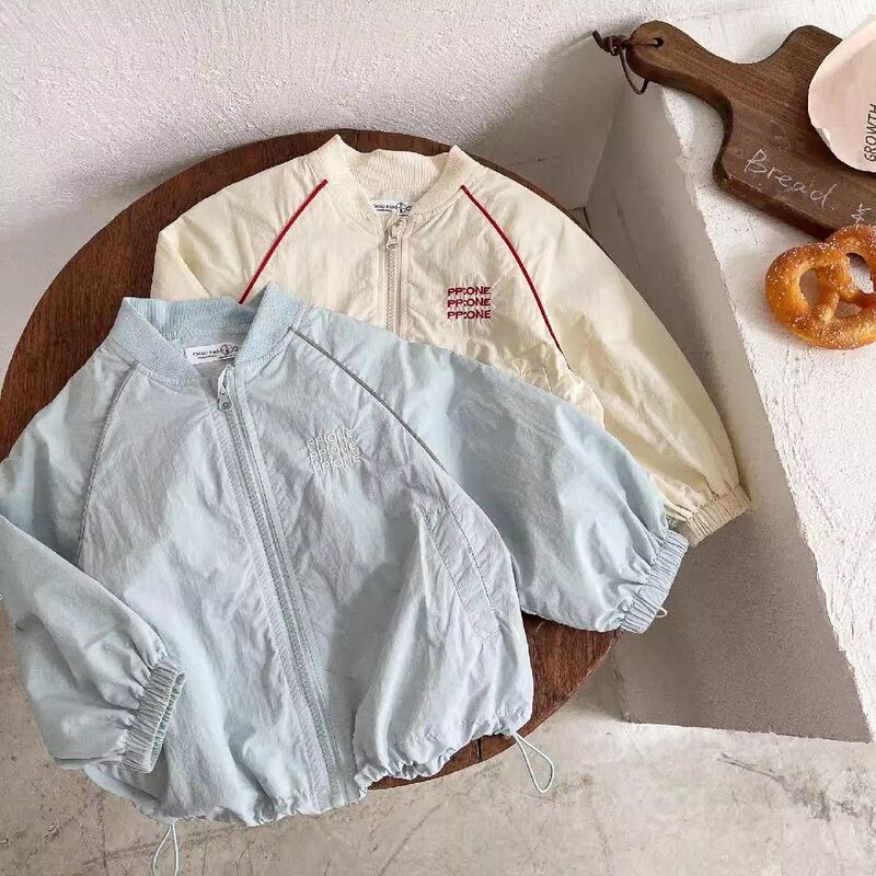 Children's Jacket for Spring and Autumn, Boys' Stand-Collar Sun-Protection Jacket with Letter Embroidery, Thin Girls' Casual Cardigan, Long-Sleeve Versatile Children's Jacket for Spring and Autumn, Boys' Stand-Collar Sun-Protection Jacket with Letter Embroidery, Thin Girls' Casual Cardigan, Long-Sleeve Versatile