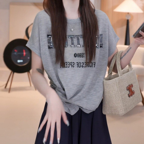 Irregular slanted short-sleeved T-shirt for women's summer thin style design and fashionable letter sequins loose and slim versatile top