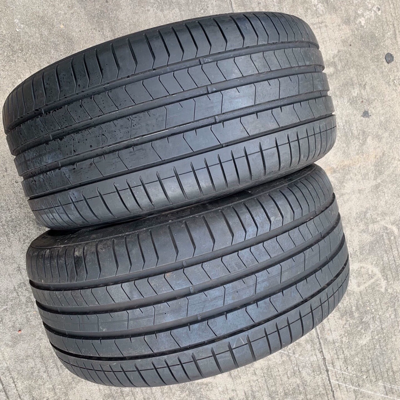 Б/у шины Pirelli для Tesla MODEL Y/3 255/45R19 255/35R21 275/35R21