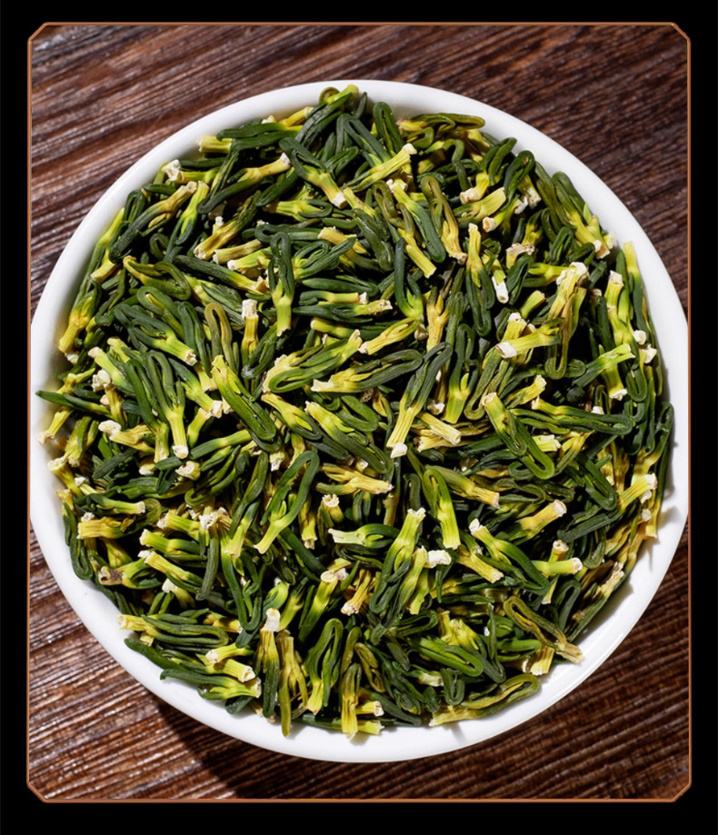 Lotus Plumule Tea Lian Zi Xin 500g Dried Nelumbo nucifera Plumule Loose Herbal Tea in use