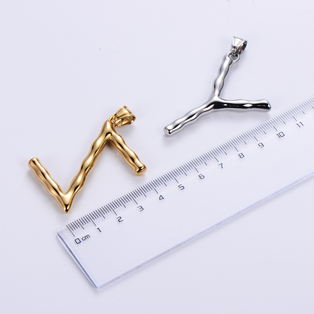 1 Piece Quantity Stainless Steel Material 1 Piece Stainless Steel Letter Polished Pendant