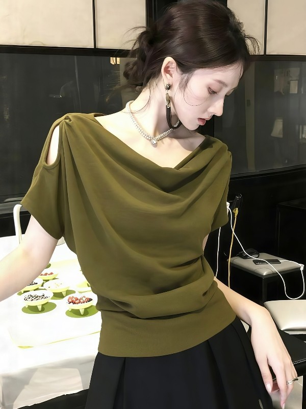 Áo thun nữ tay ngắn cổ swing hở vai phong cách thời trang — xanh lá cây
