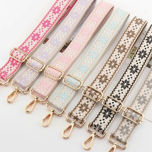 ������Q��ɫ����б������ٴ�p���r�в�ɫ�������玧���{���Ứ