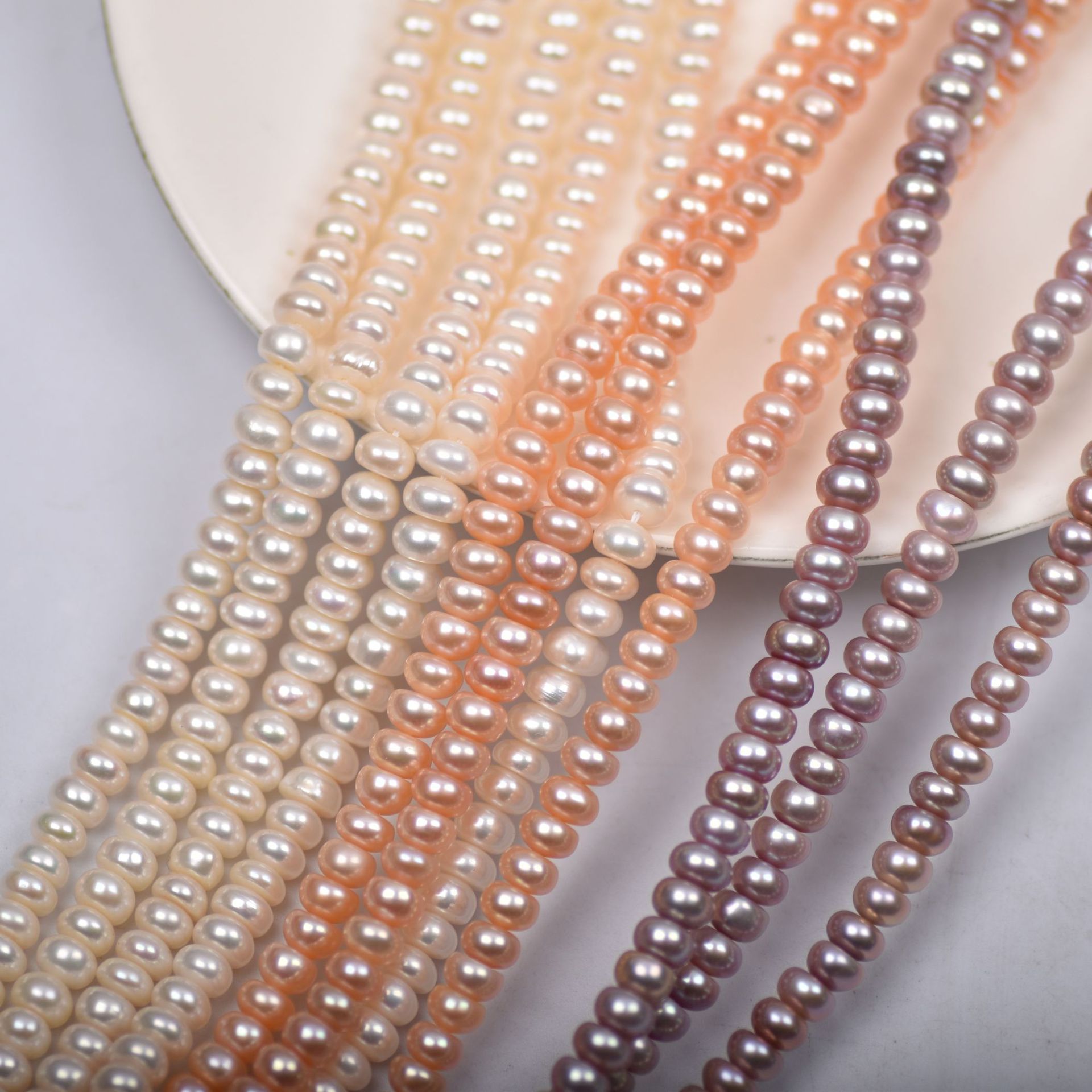 Natural Freshwater Pearls Flat Beads Flat Discs DIY Half-finished Flat Round Necklace Bracelet Handmade Craft Materials Wholesale