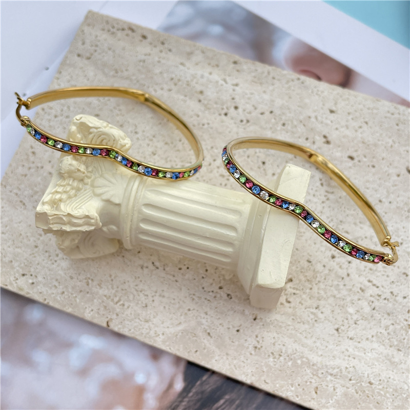 Exaggerated Heart Shape Titanium Steel Plating Rhinestones Hoop Earrings 1 Pair