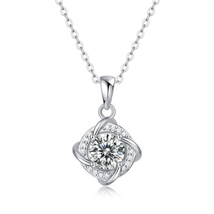D color moissanite necklace ladies 925 silver clavicle chain moissanite pendant four-leaf clover pendant small whirlwind moissanite