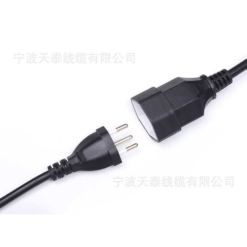 供应瑞式三芯插头电缆自锁品字尾梅花尾 16A电力电缆欧标电源线