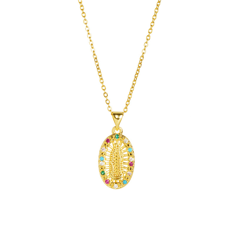 El nicho de Shajin de Vietnam creó el collar de la Virgen con incrustaciones de colores al estilo de la corte