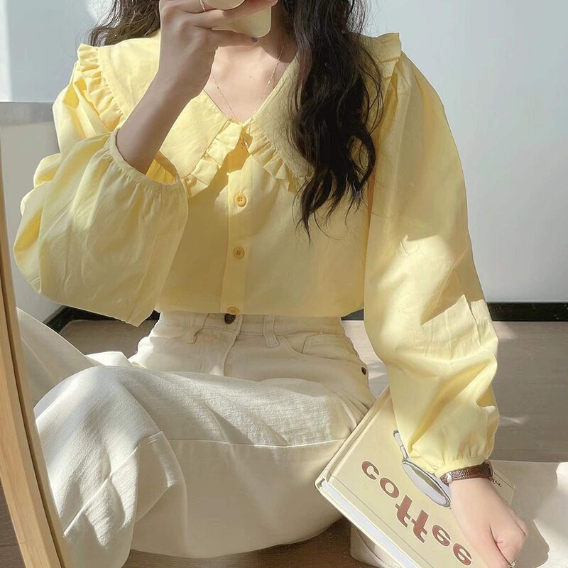 Creamy yellow long-sleeve shirt for women, spring chic French retro doll collar top, unique design, sweet and stylish shirt