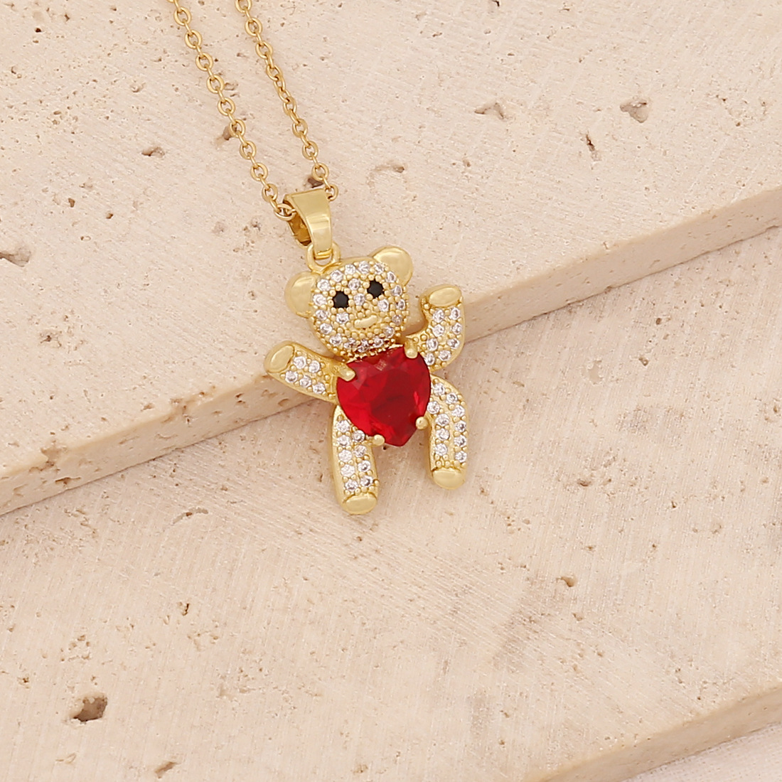 Copper Inlay Heart Bear Elegant Zircon Necklace