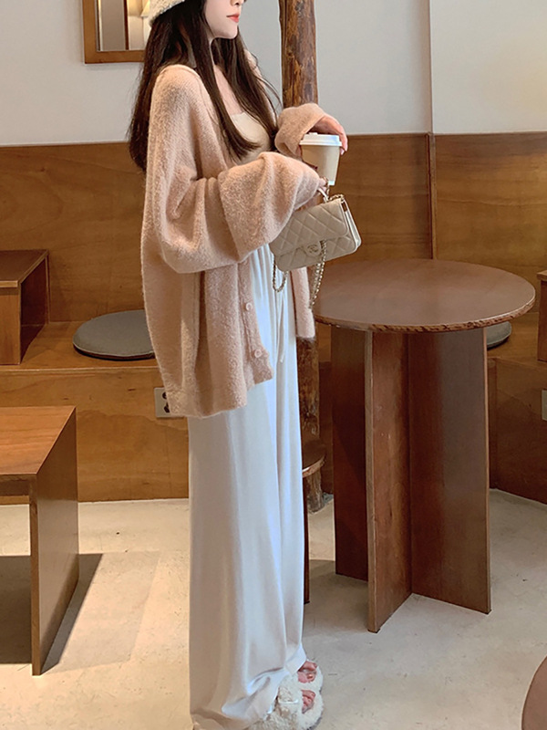 Cute Sweater Cardigan for Women with Special Yarn, Autumn Loose Long-Sleeve Sweet Knit Top Cute Sweater Cardigan for Women with Special Yarn, Autumn Loose Long-Sleeve Sweet Knit Top
