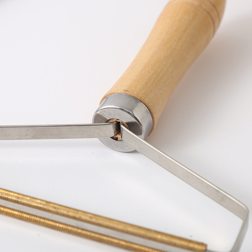 Cross-border coat dehairing tool home hair remover, no damage to clothes dry cleaning brush hair remover manual ball remover