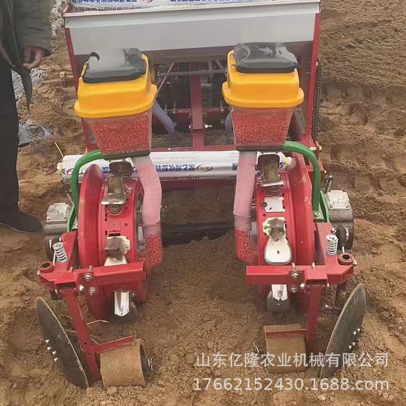 四行花生播种覆膜机 玉米膜上点播机 高粱油葵起垄播种施肥机