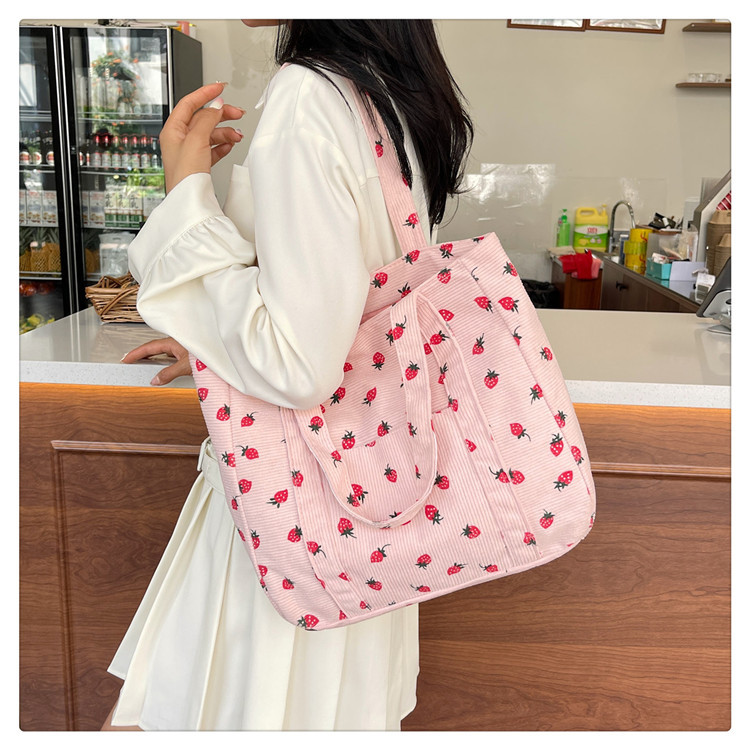 Women's Large Corduroy Strawberry Streetwear Sewing Thread Square Zipper Handbag display picture 16