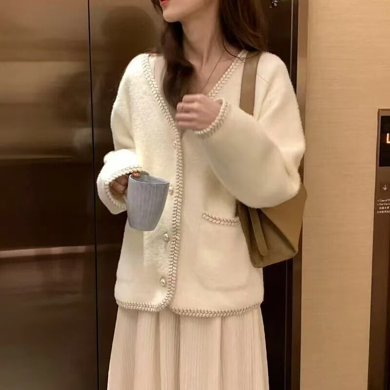 仿水貂绒V领毛衣开衫2025秋冬装小个子外穿洋气小香风针织外套女|undefined