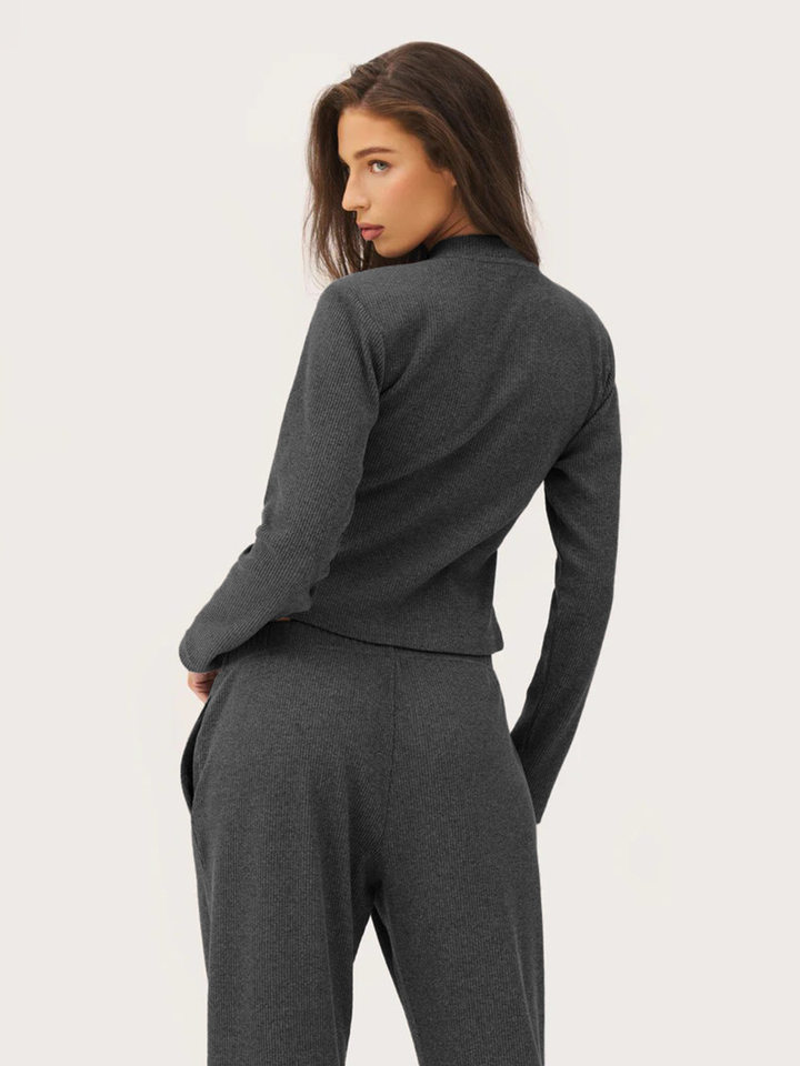 Bộ đồ dệt kim nữ sọc gân dài tay gồm áo cardigan cổ bán cao cài nút và quần dài — Màu nâu, Màu trắng ngà, Màu xám đậm chi tiết 24