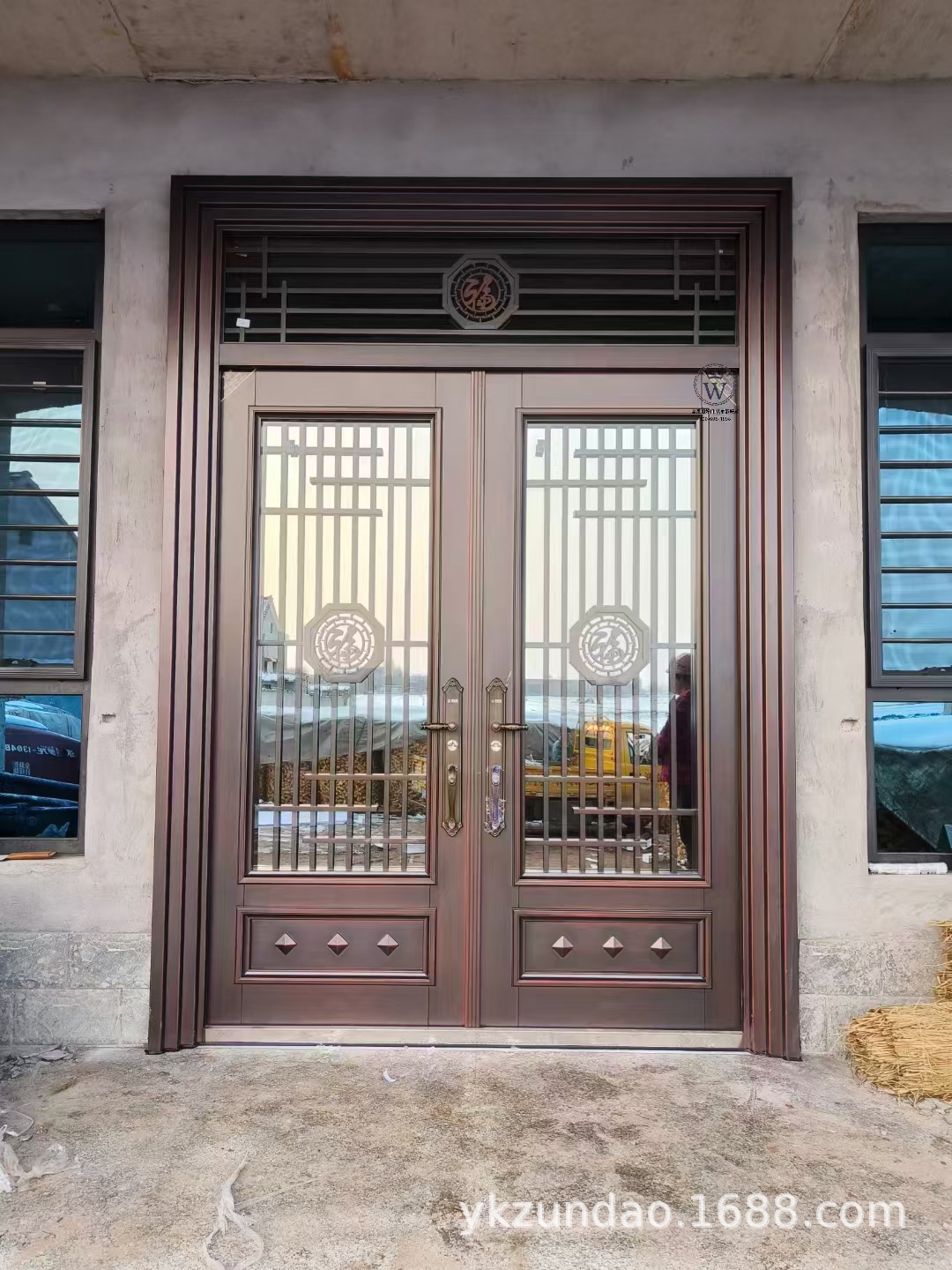 双开锌合金玻璃大门