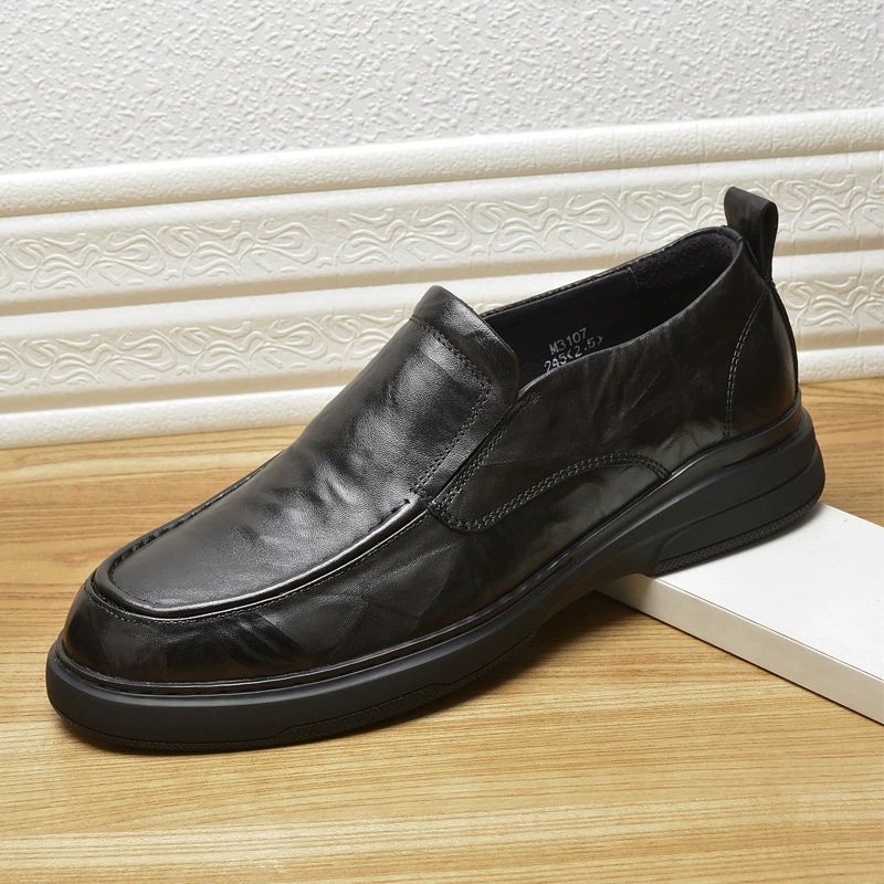 Фабрика мужской обуви Гуандун 2023, осенняя Новая мужская деловая кожаная обувь, кожаная мужская обувь на толстой подошве
