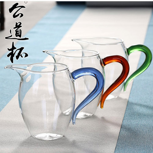 Colorful fair cup, high borosilicate transparent glass, penguin fair cup, kung fu tea set accessories, exquisite tea divider