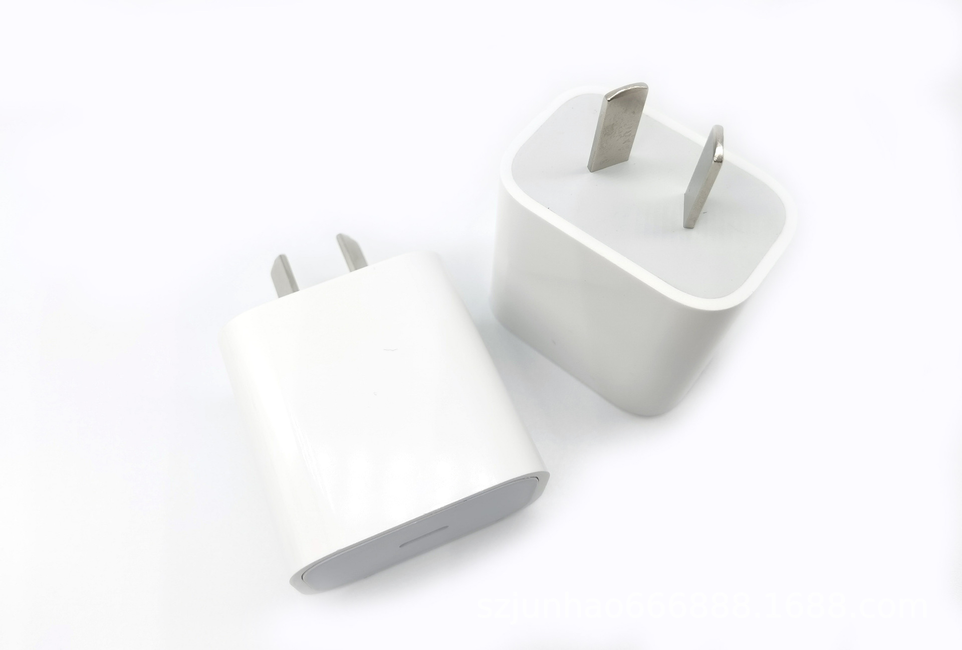 【厂家现货批发】PD20W八字脚澳规 JH-供应电源外壳 超极闪充外壳