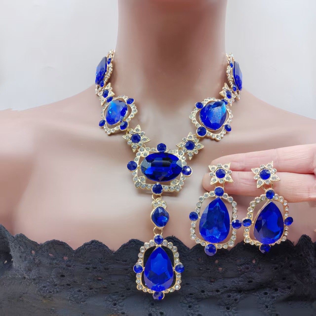 Collar de novia europeo y americano transfronterizo Vestido de novia de dos piezas Accesorios de boda Collar de novia de boda Conjunto de joyas al por mayor directo