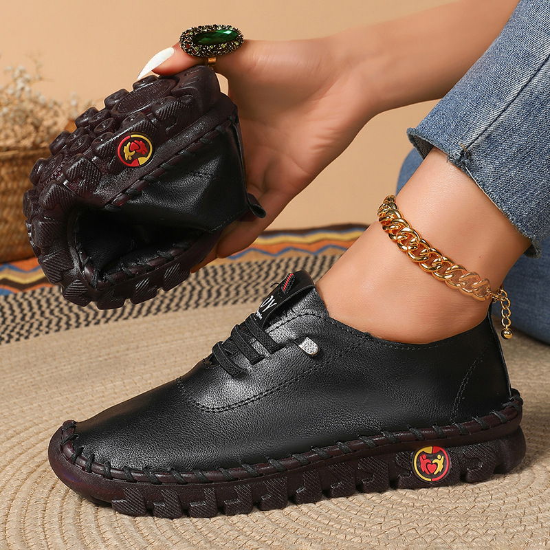 2025 Summer Genuine Soft Leather Shoes for Women, Comfortable Flat Non-Slip Mom Shoes, Soft Sole, Middle-Aged Casual Sports