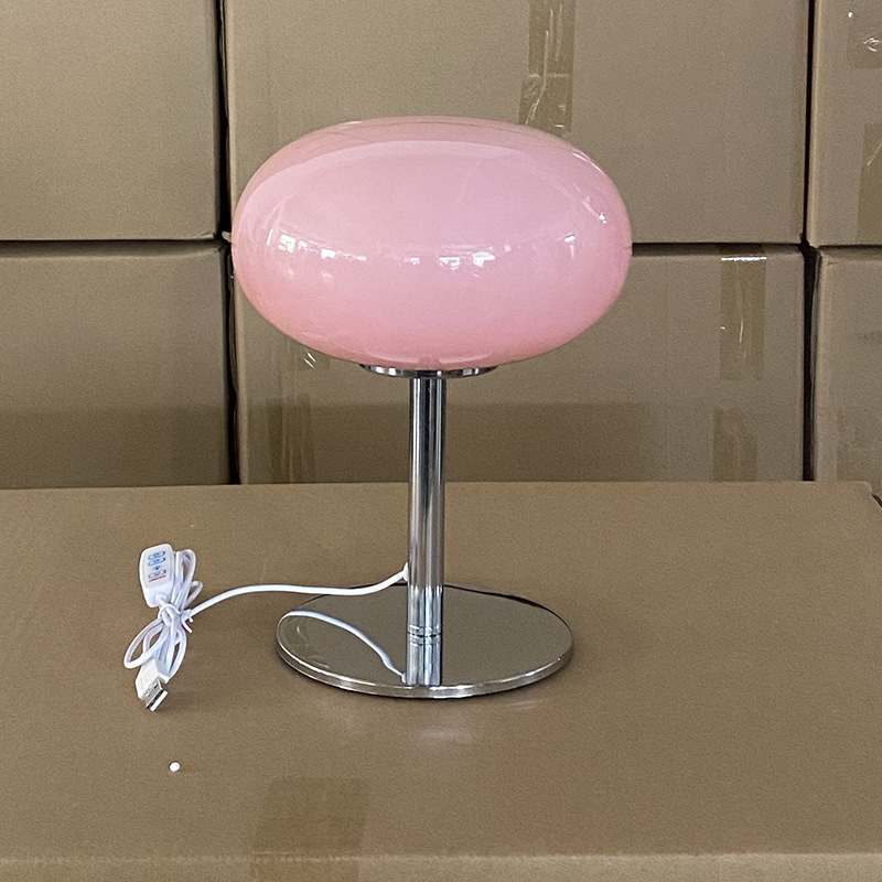 Lámpara de mesa pequeña estilo Bauhaus, diseño posmoderno, decoración de dormitorio