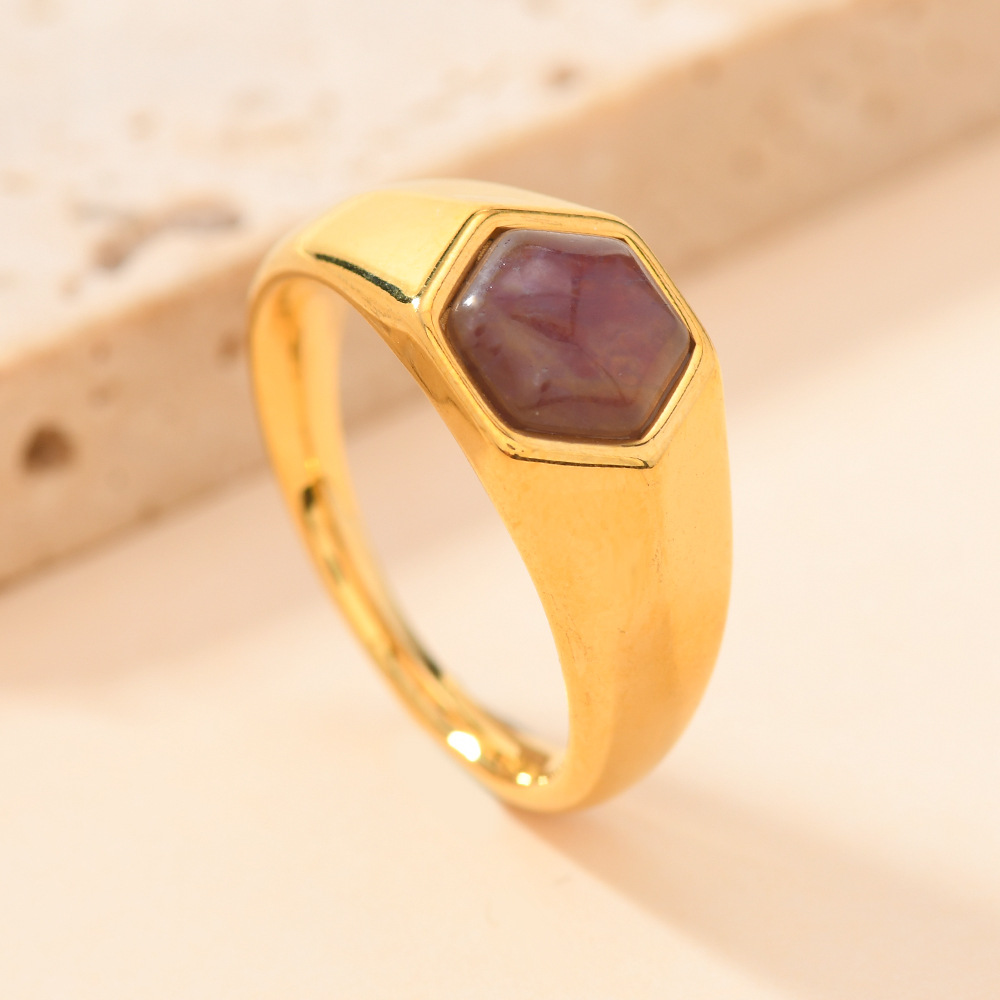 Joyas de acero inoxidable de estilo europeo y americano transfronterizo lujo ligero viento fundido hexágono piedra natural gemas anillo de titanio al por mayor