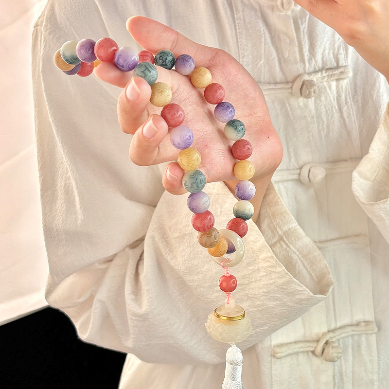 Duobao의 여섯 글자 [여름 칠석] 진언 손에 들고 있는 술 스타일