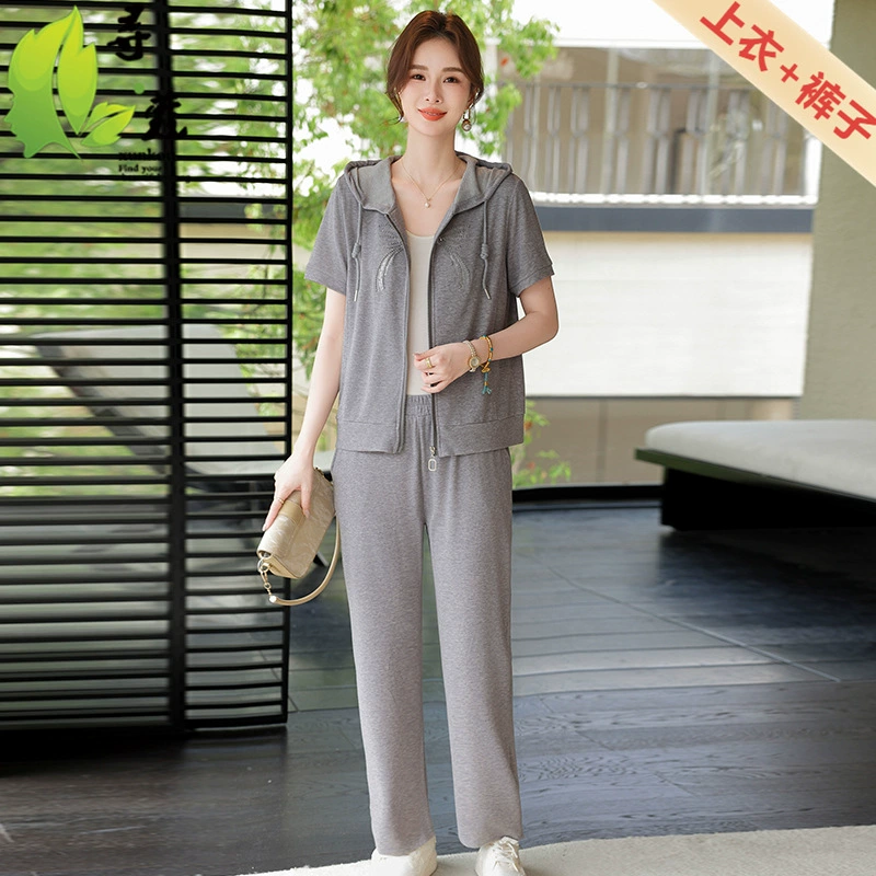 Новая мама летняя спортивная одежда с коротким рукавом модная тонкая средняя и пожилая женщина повседневная двухсекционный женский кардиган