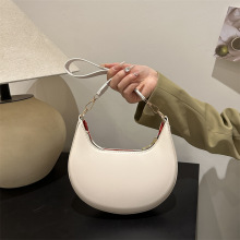 ����С����ư���Ů����߼��м�Լʱ�аٴ��Ҹ�����°�