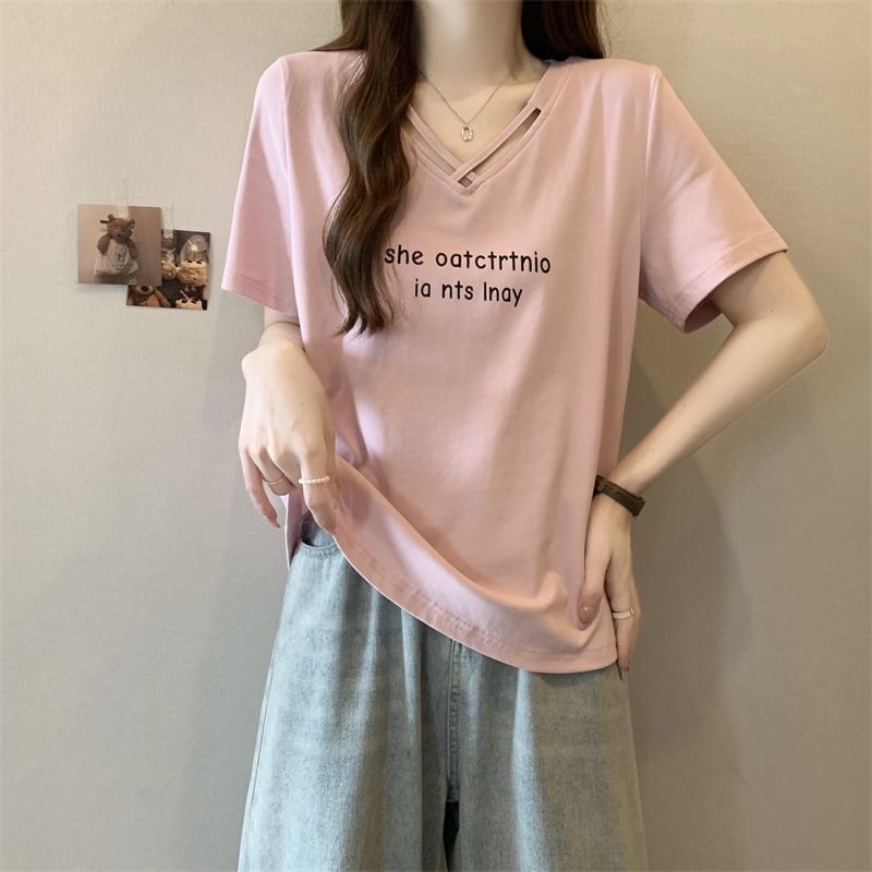 Plus-Size Women's V-Neck Short-Sleeve T-Shirt, Summer New Style, Loose Fit, Slimming, Stylish Top for Outerwear
