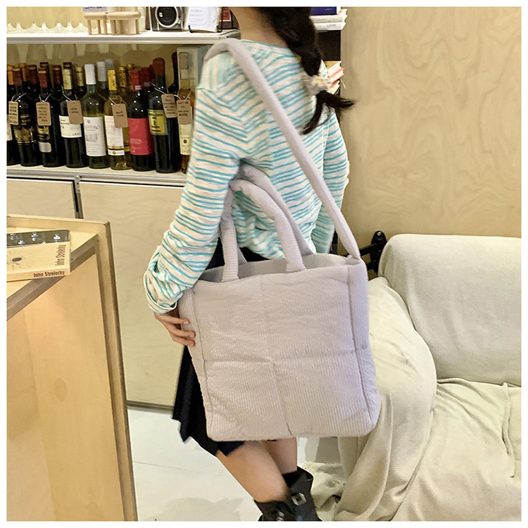 High quality texture tote bag nylon cotton bag large capacity shoulder messenger bag soft plaid handbag down bag_voghion.com