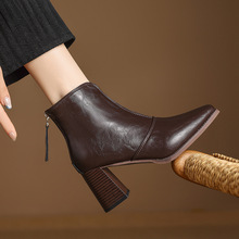 复古尖头短筒靴女2025秋冬季新款韩版粗高跟英伦风马丁靴及踝靴子