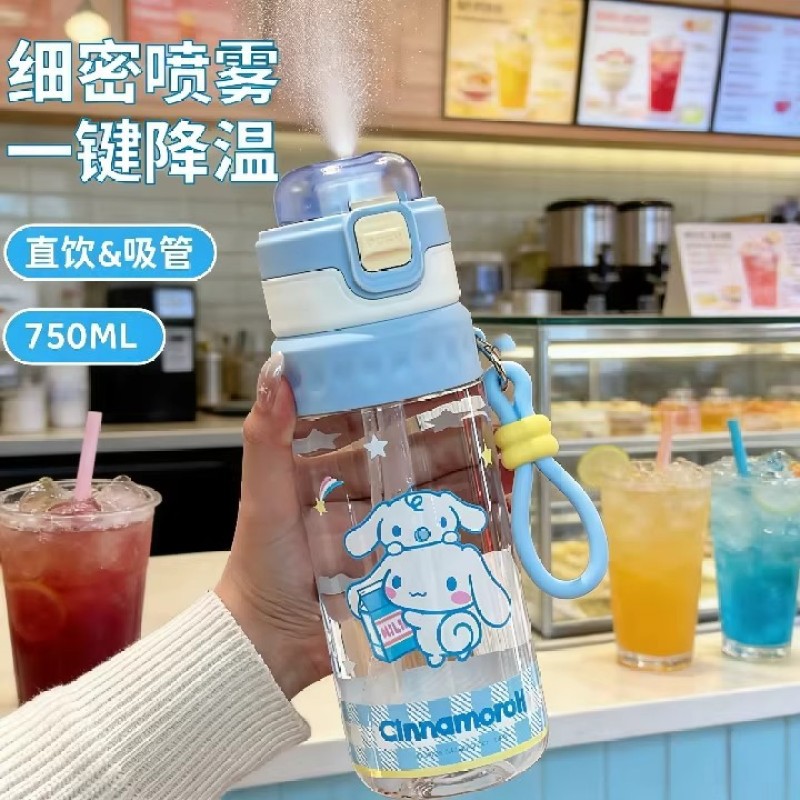 Sanrio tazas de agua de gran capacidad para niños, niñas encantadoras para estudiantes de primaria, 2026 nuevas tazas de spray de verano