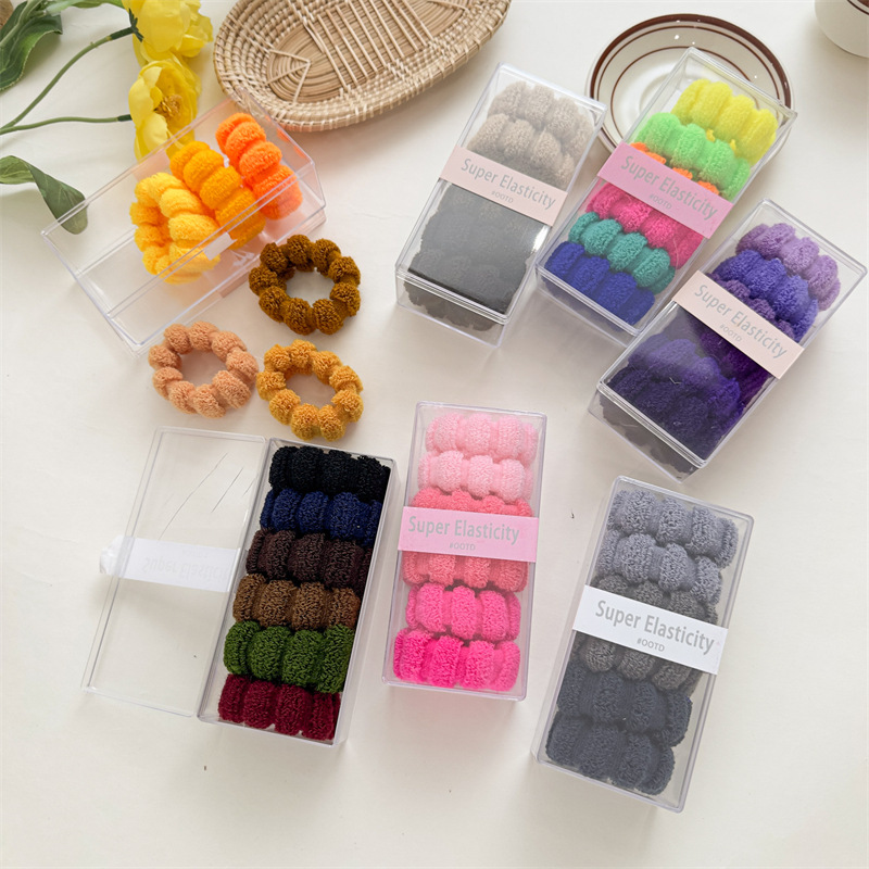 Basic Solid Color Plush Hair Tie display picture 1